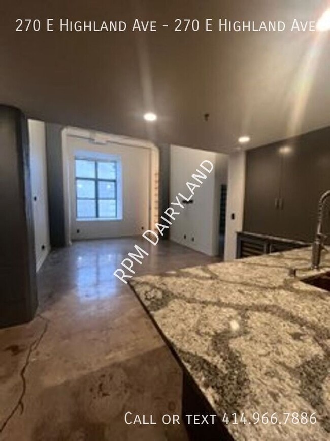 Building Photo - 270 E Highland Ave