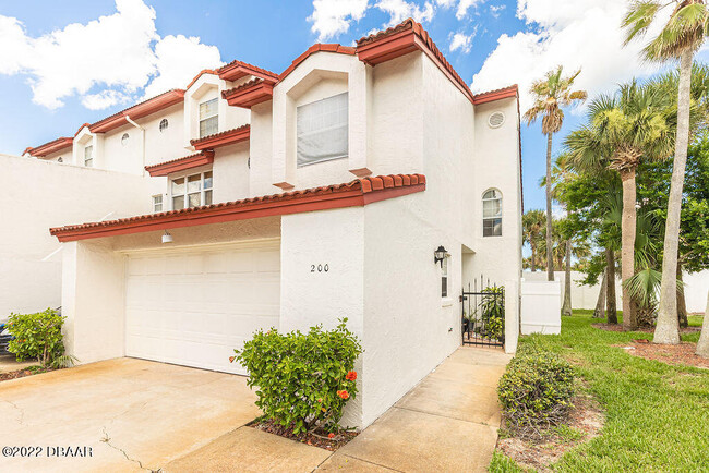 Building Photo - 200 Florida Shores Blvd