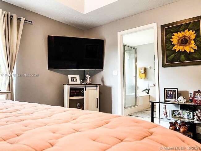 Building Photo - 3657 Asperwood Cir