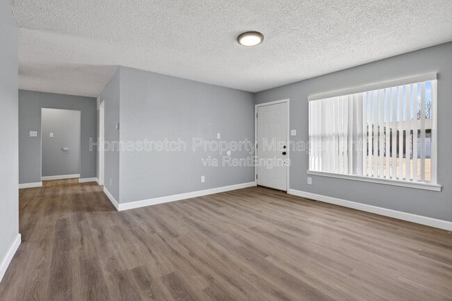 Building Photo - 12887 Fox Haven Dr