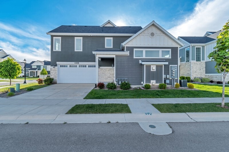Building Photo - 4458 S Stonington Way