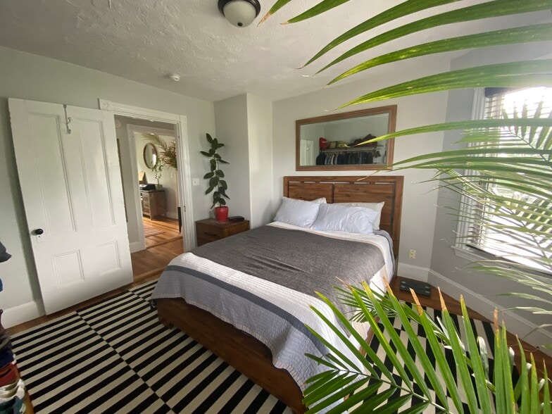 Building Photo - 45 Galvin St