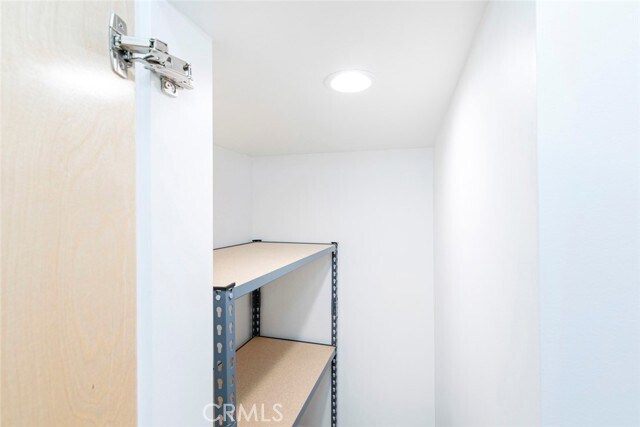 Building Photo - 15849 Malden St