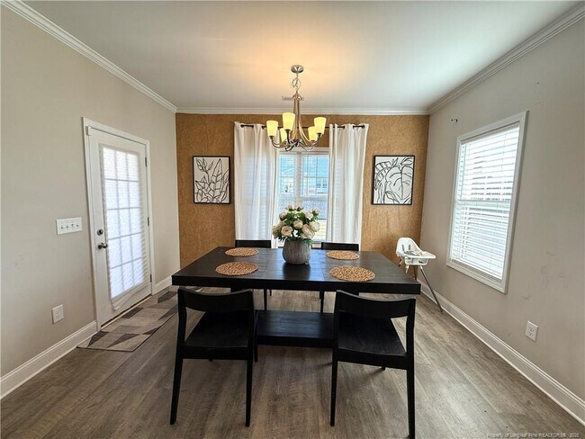 Building Photo - 2150 Stonewash Dr