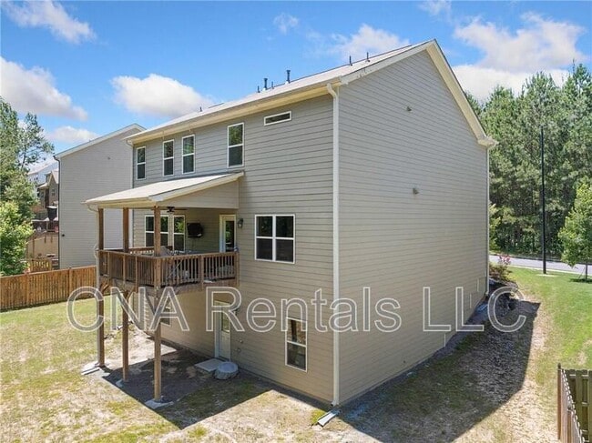 Building Photo - 178 Crestbrook Wy