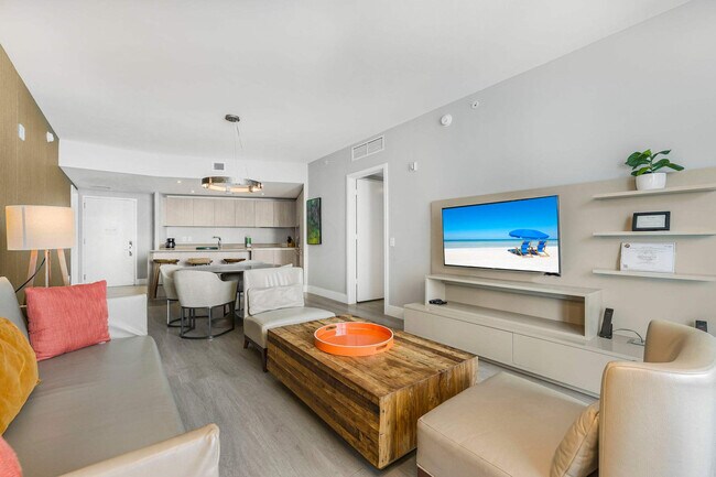 Building Photo - 4111 S Ocean Dr