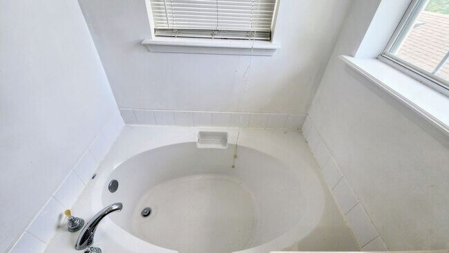 Building Photo - 4114 Pebble Brooke Circle South