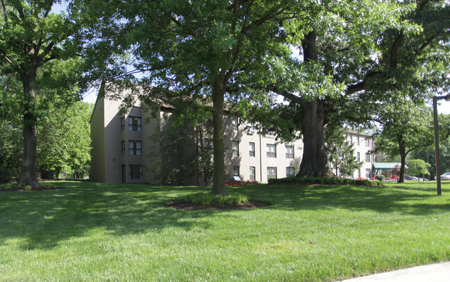 Building Photo - Green Ridge House