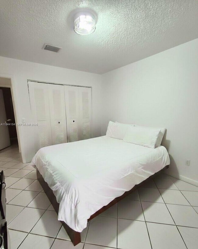 Building Photo - 20640 SW 124th Ct