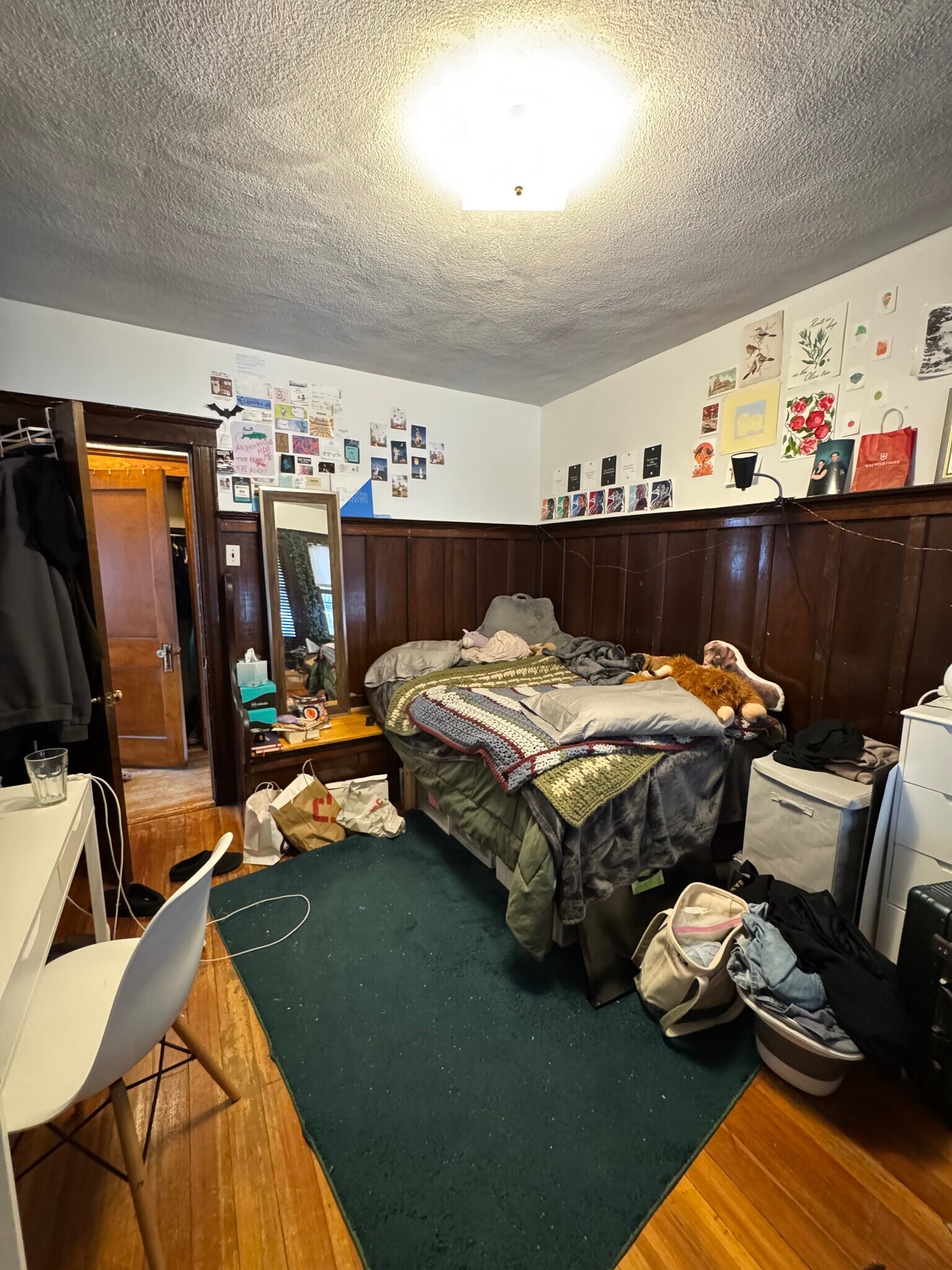 Building Photo - 36 Mason St