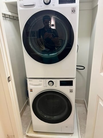 Building Photo - 1025 First St SE