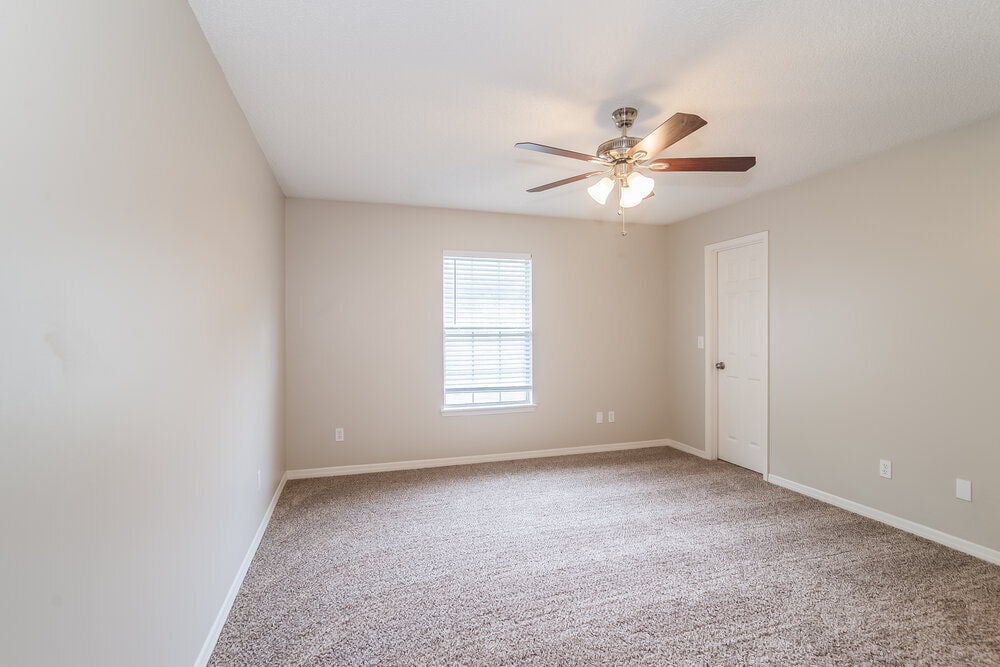 Building Photo - 3075 Waters View Cir