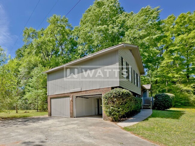 Building Photo - 3-Bed, 2-Bath Split-Level Home in Alabaster