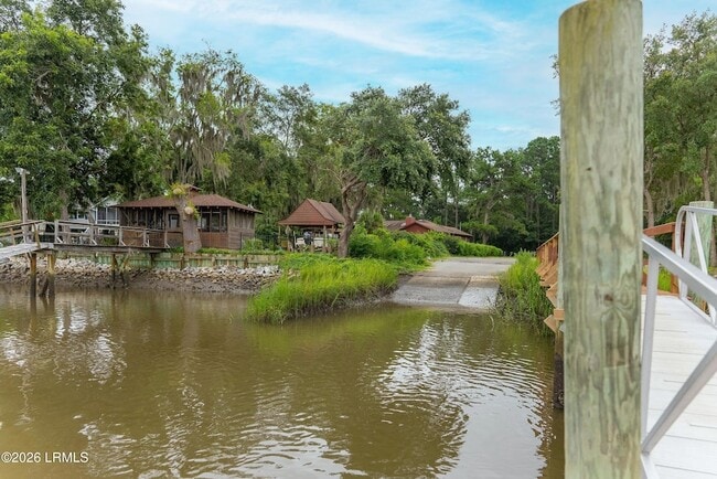 Building Photo - 1812 Dolphin Row Dr