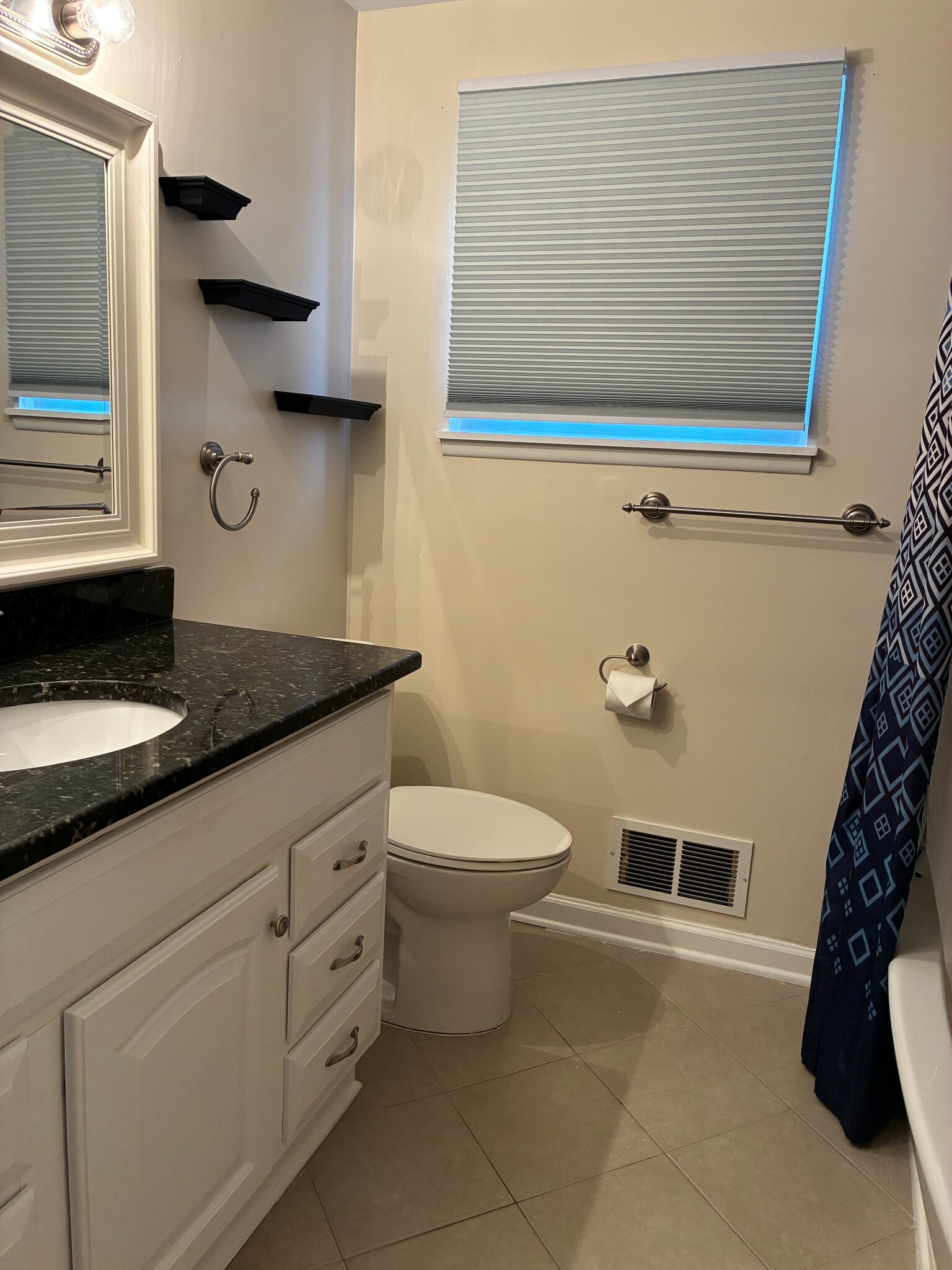 Building Photo - 2758 Pall Mall Dr