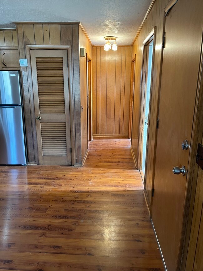 Building Photo - 2318 Tinnell Ct