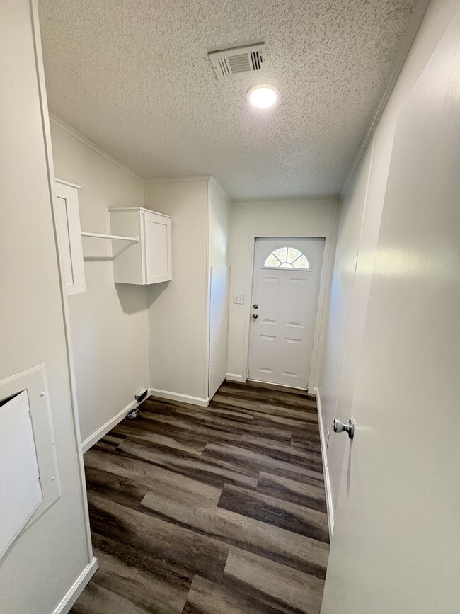 Building Photo - 242 7th Way