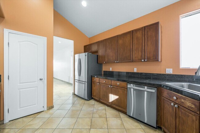 Building Photo - Welcome Home to this awesome 4 Bedroom Home