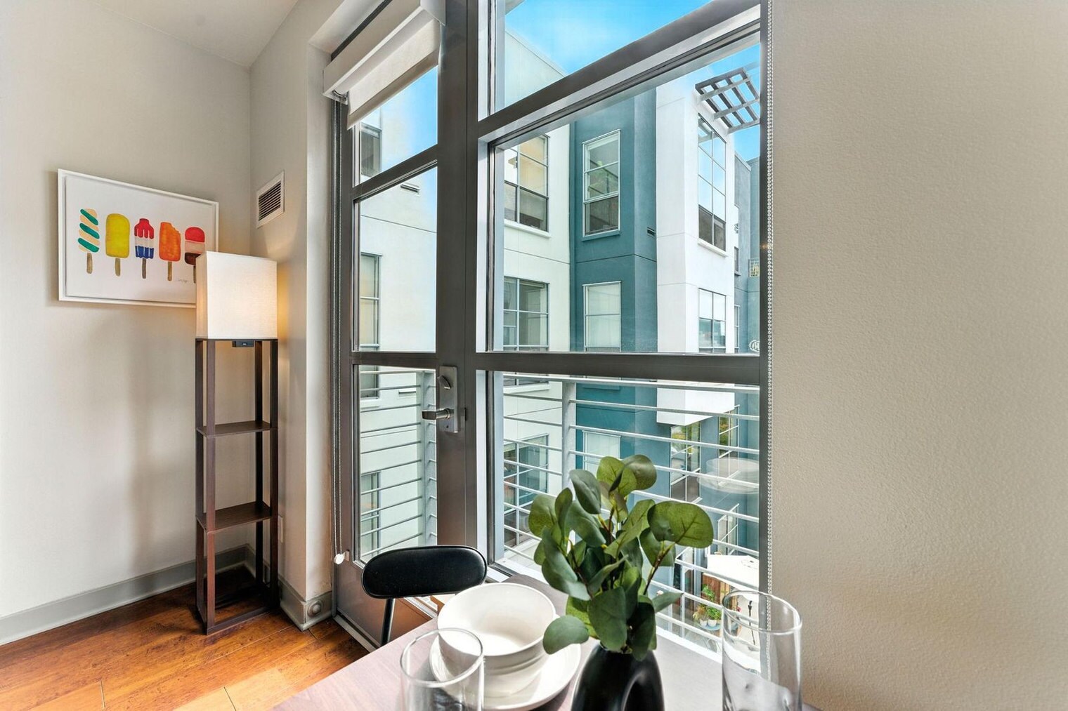 Building Photo - 355 Berry St