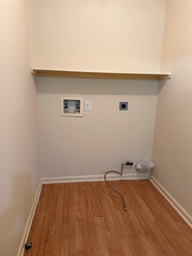 Building Photo - 17314 Glenmorris Dr