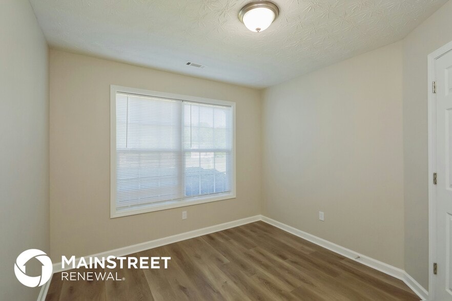Building Photo - 151 Longstreet Ct