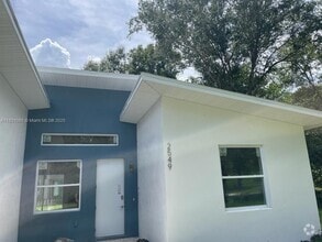 Building Photo - 2549 Odessa Rd
