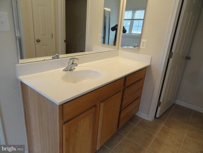 Building Photo - 2711 Lucas Run Way