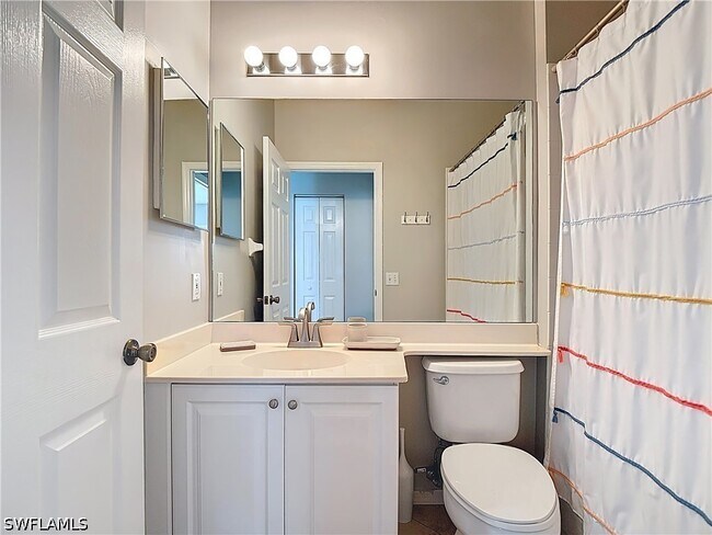 Building Photo - 4970 Deerfield Way