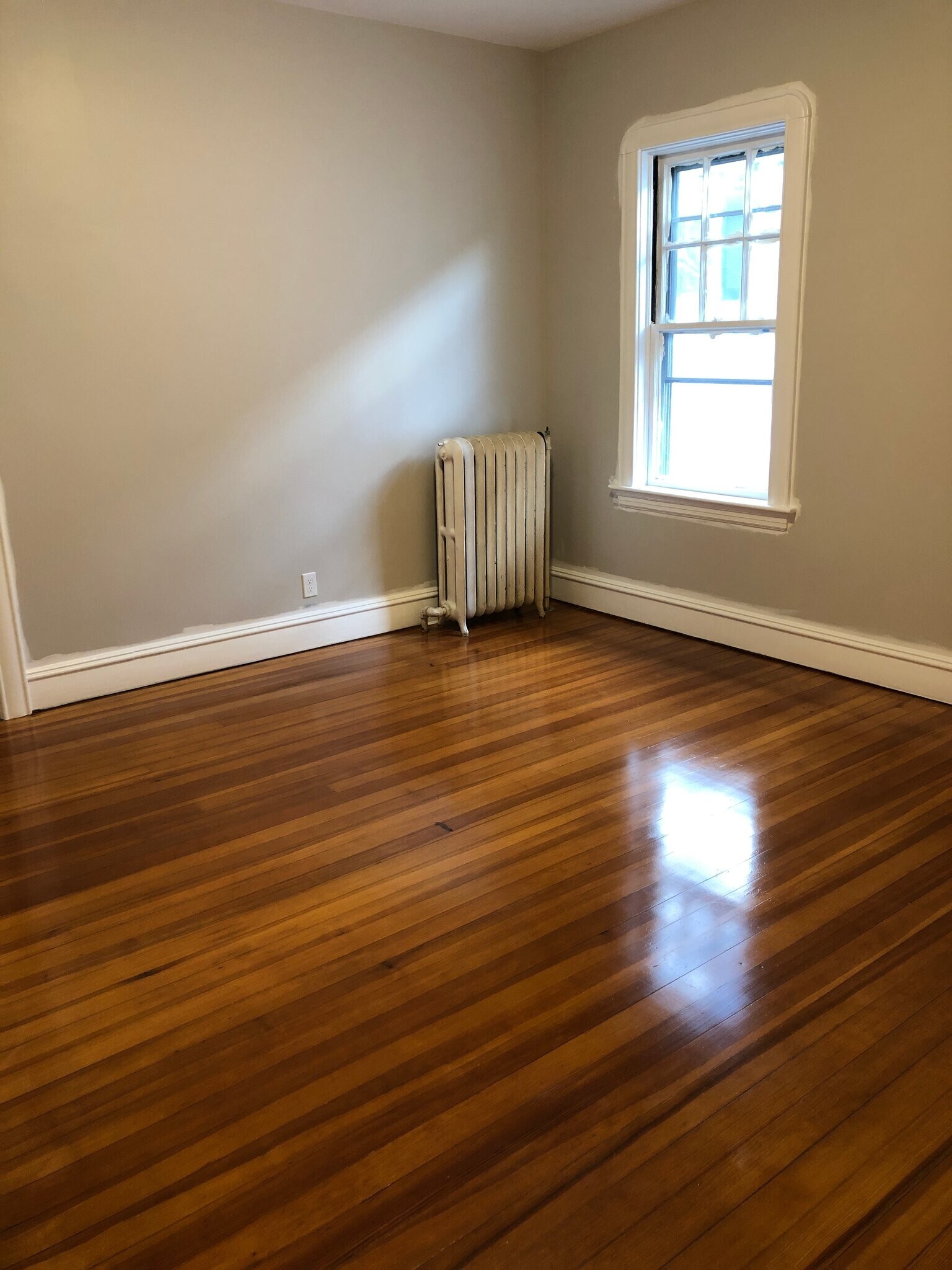 Building Photo - 521-523 S Almond St