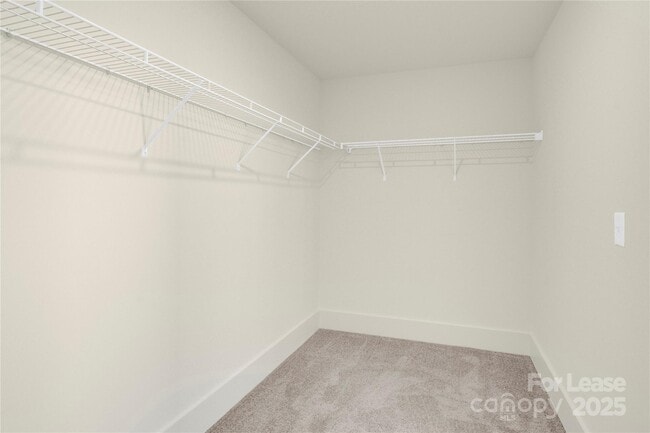 Building Photo - 207 Aspire Cir