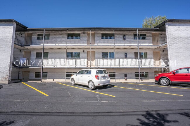 Building Photo - 134-138 S 300 W