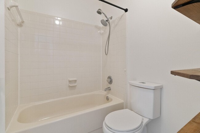 Building Photo - Great Cul-De-Sac Location in Fort Walton B...