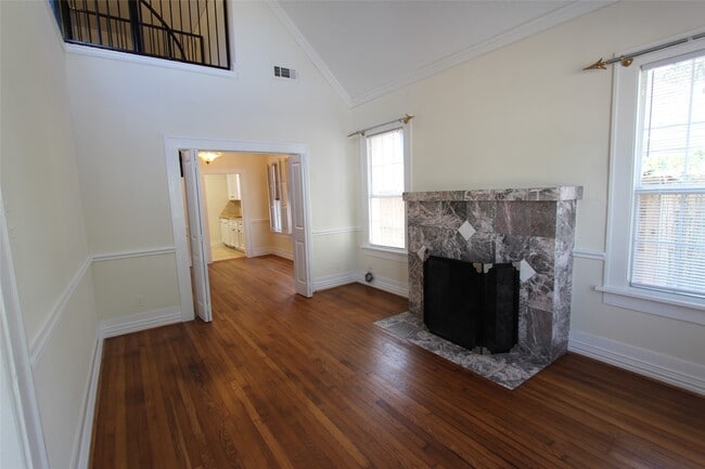 Building Photo - 3127 Rice Boulevard