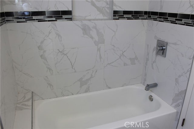 Building Photo - 14808 Kingsdale Ave