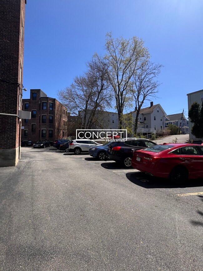 Building Photo - 6A Radcliffe Rd. Unit 1B