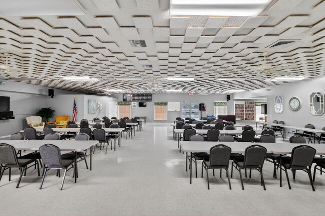 Building Photo - Available Now in Scottish Highlands | 2BR/2BA + Den in Active 55+ Community