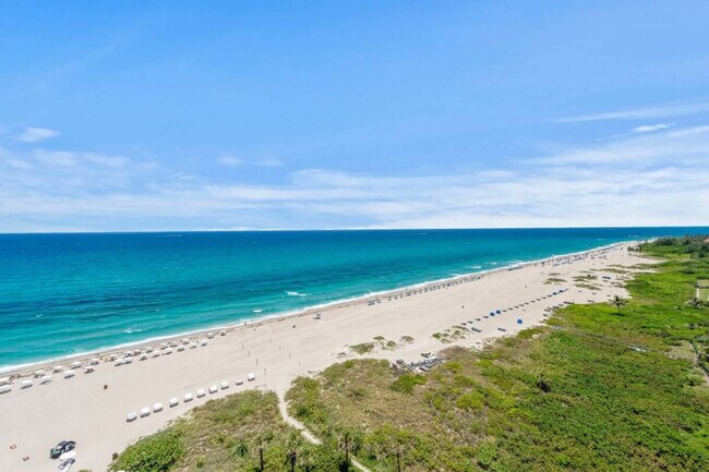 Building Photo - 3100 N Ocean Dr