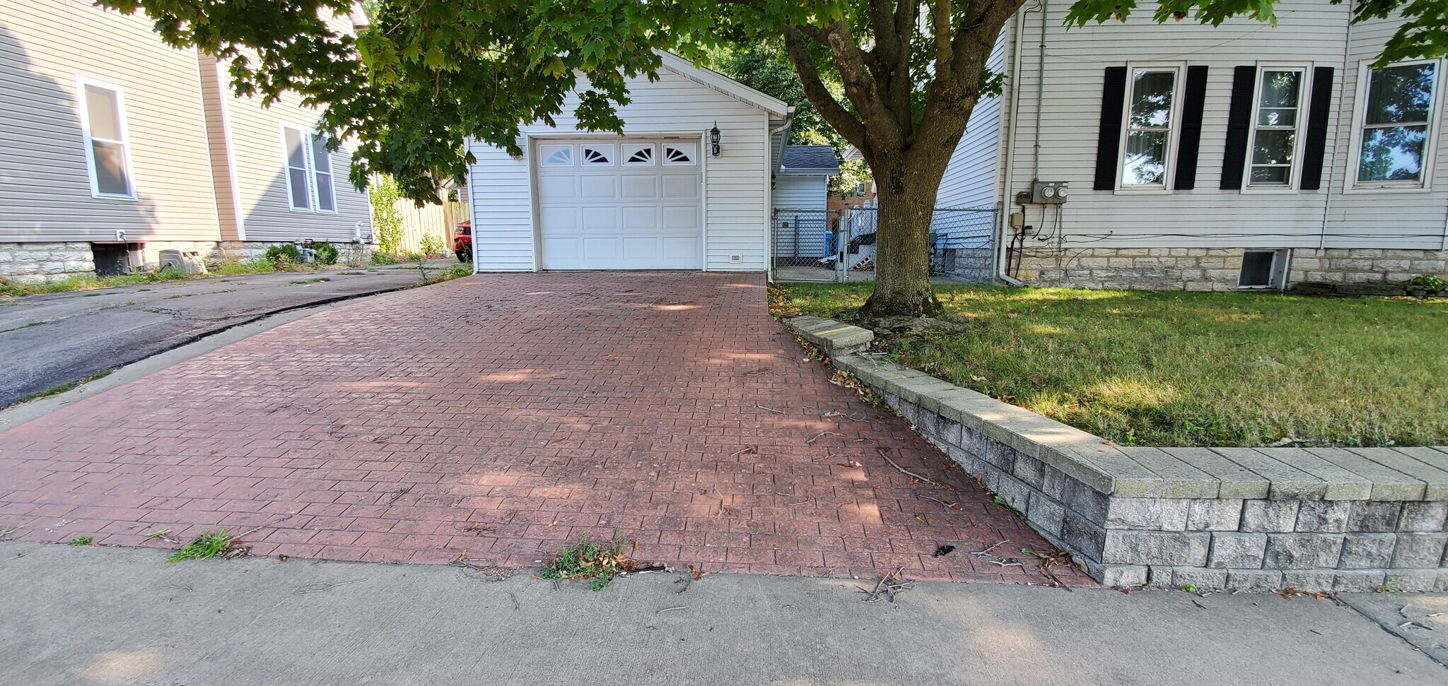 Building Photo - 204 Crawford Ave
