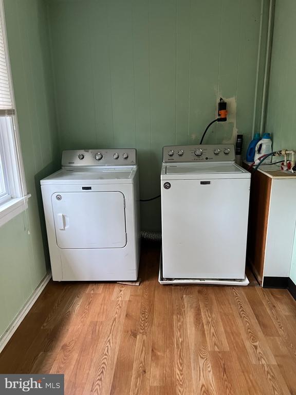 Building Photo - 815 Cypress Ave