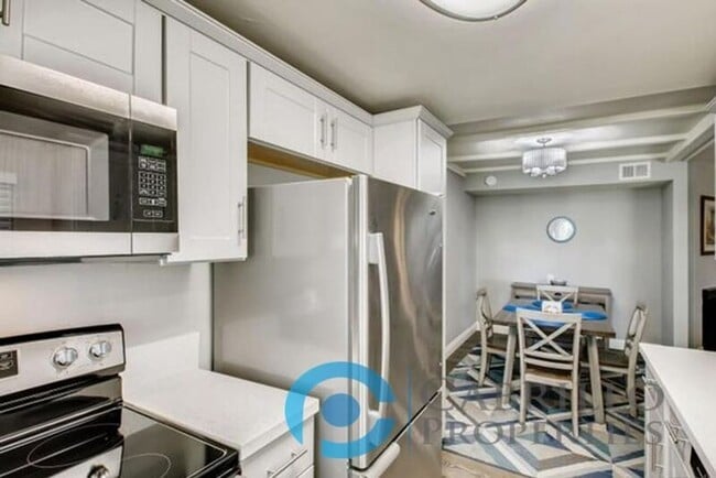 Building Photo - 5350 Baltimore Dr