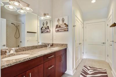 Building Photo - 3400 Malone Dr