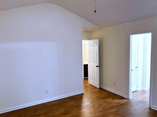 Building Photo - ? For Rent: Beautiful 3 Bedroom, 2 Bath Home located at the farm?