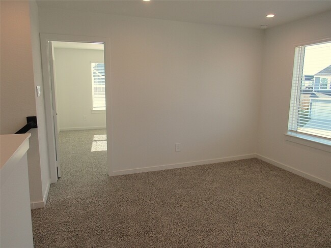 Building Photo - 2807 Glengary River Wy