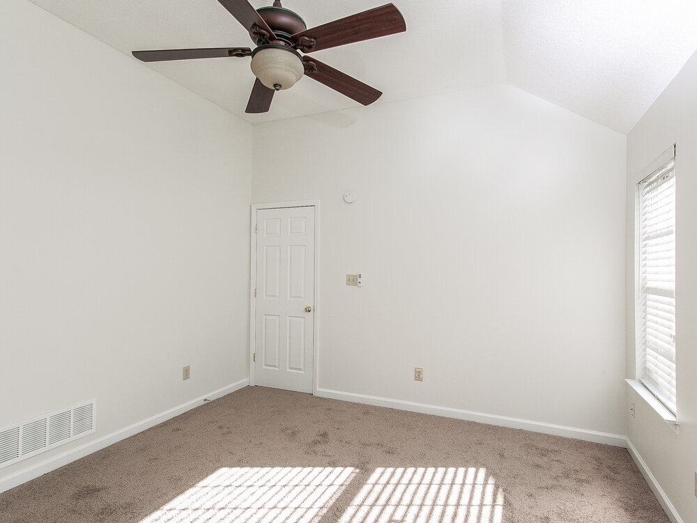 Building Photo - 8291 Cross Point Dr