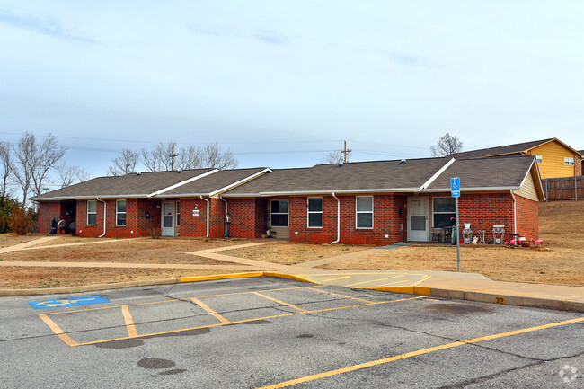 Building Photo - Chickasha Senior