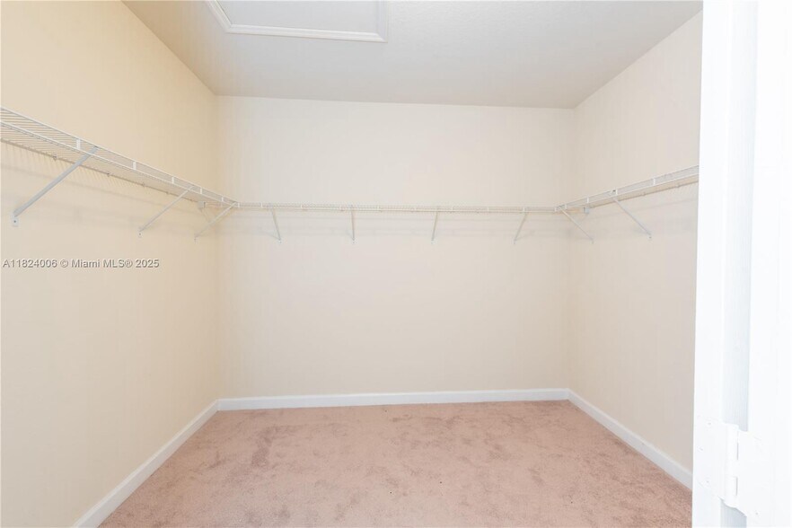 Building Photo - 11510 NW 88th Ln