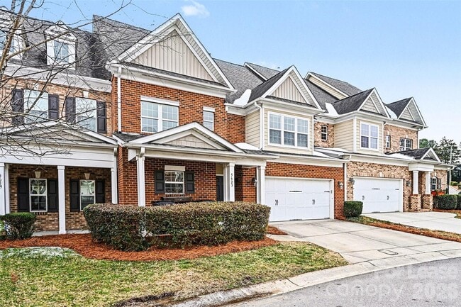 Building Photo - 5623 Triveny Rd