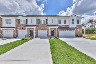 Building Photo - HALF OFF MOVE IN SPECIAL....BRAND NEW Luxury Townhome in Tullahoma!!