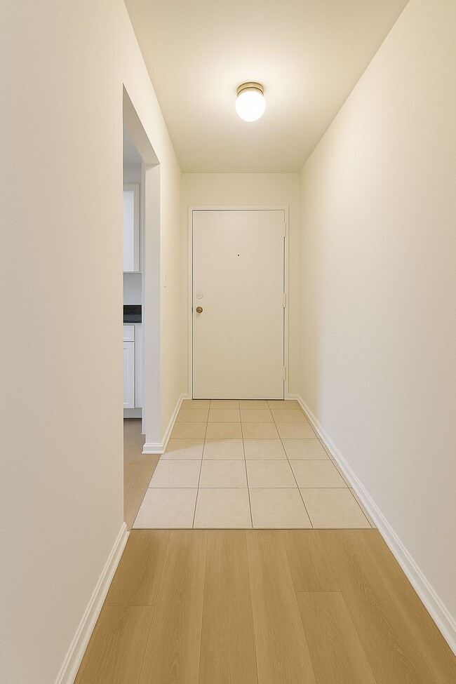 Building Photo - 732 Kennedy Dr