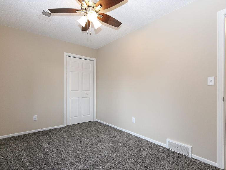 Bedroom #1 - 16045 Joplin Ave